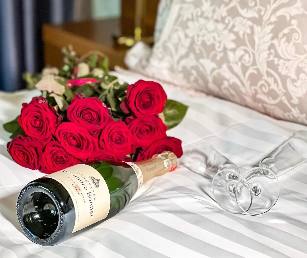 Tirana International Hotel & Conference Center 4*,  Albanien